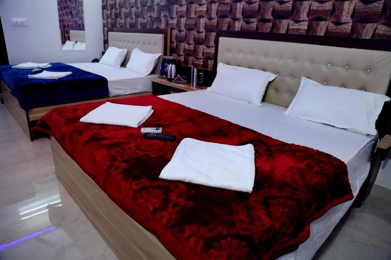 Asm By Ray Of Taj Homestay 100Mtr Taj Mahal Agra  India